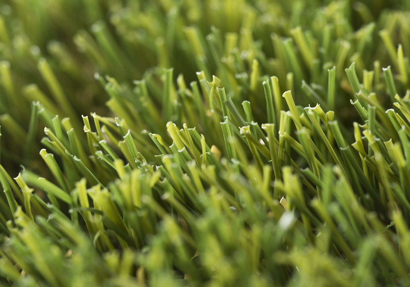 Deluxe Artificial Turf Realturf UK